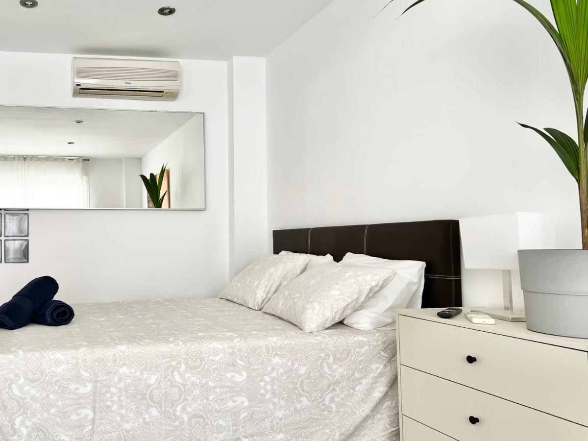 Apartamentos Varela 14 Málaga Extérieur photo